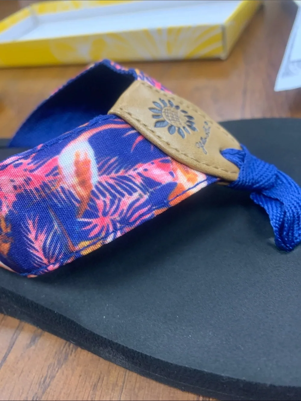 Sandals - Picture 3 of 5